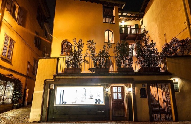 Town House with large furnished terrace