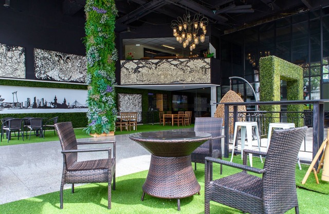 Town In Town Garden Resort