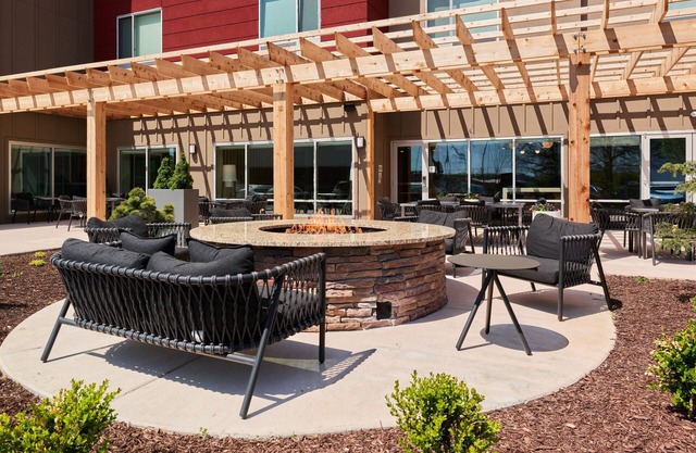 Towneplace Suites by Marriott Hixson