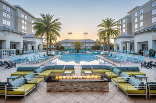 TownePlace Suites Orlando at FLAMINGO CROSSINGS Town Center, Western Entrance