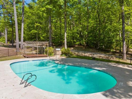 Townhouses near White Mtn Perfect for Large Groups