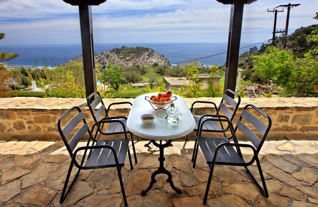 Traditional house in Crete with amazing views, Sleeps 3 people.