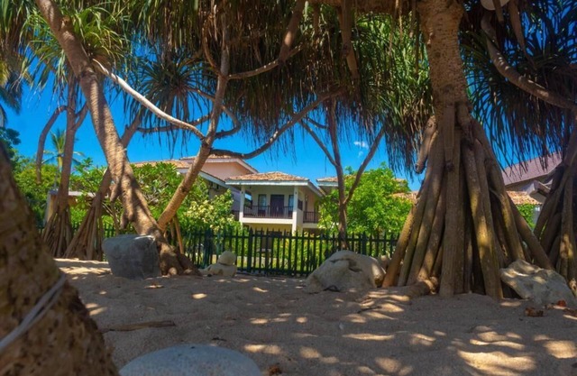 Tranquil hotel with AC in charming Tangalle