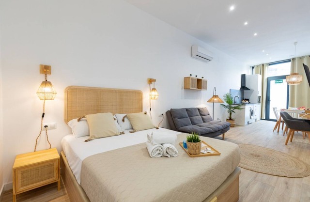 Travel Habitat Ruzafa Loft 2 WIFI+AACC