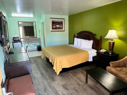 Travelers inn