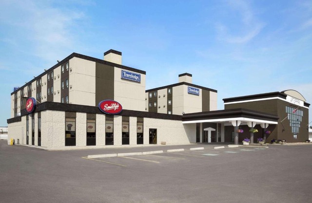 Travelodge by Wyndham Edmonton West