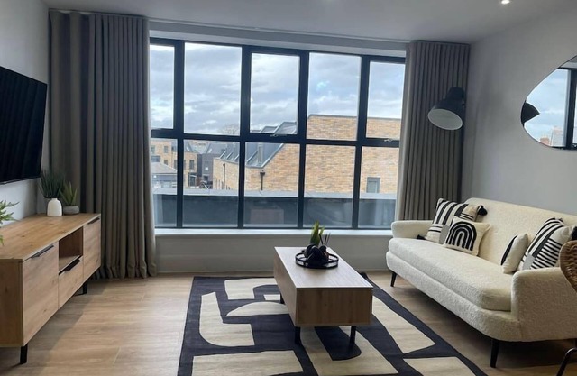 Trendy Apartment in Cardiff