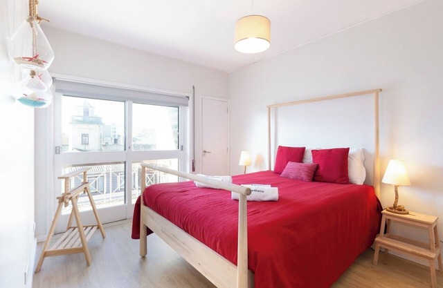 Trendy Elegant Flat w/Balcony | Jacuzzi