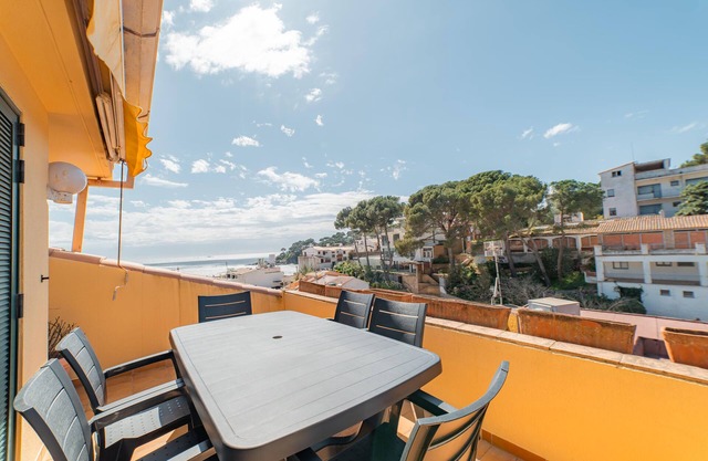 TRES PINS 2- apartment in the center of Llafranc-Costa Brava