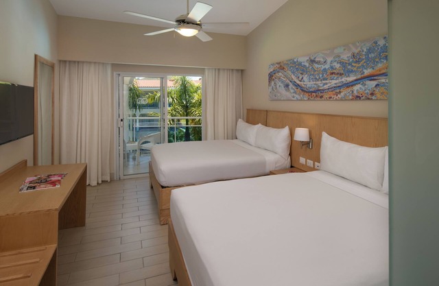 Tropical Lifestyles, Beach, Pool , Hotel Suite, All Inclusive, Puerto Plata