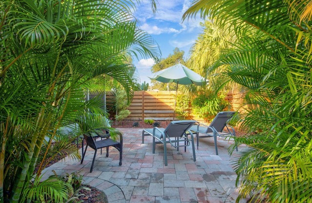 Tropical Oasis in Gillespie Park