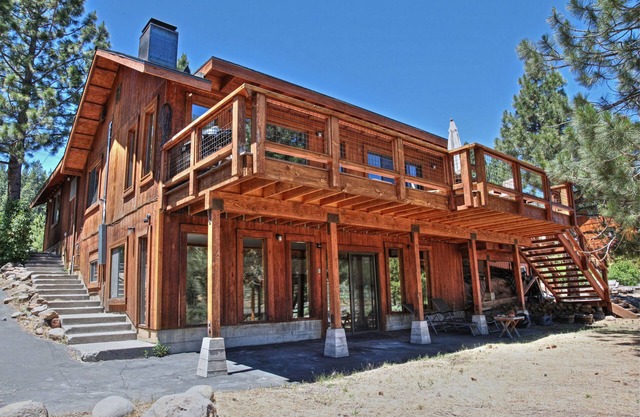 Truckee River House - Beautiful Views, Riverfront Retreat, Flyfishing, Skiing
