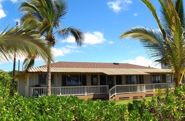 True Beach-Front House on Kauai's Westside, in Historic Waimea - TVNCU #1126