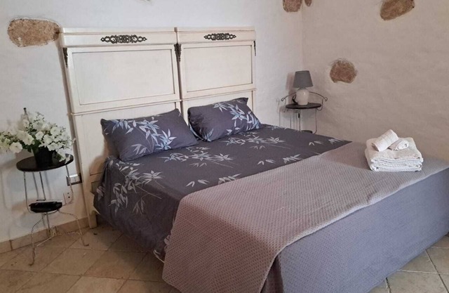 Trullo Fronte Mare "Elmeca"