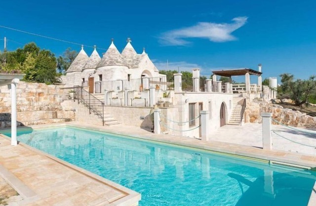 Trullo in Itria Valley near Ostuni Beaches