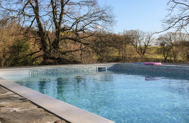 TUDOR WING, pet friendly, luxury holiday cottage in Chiddingstone