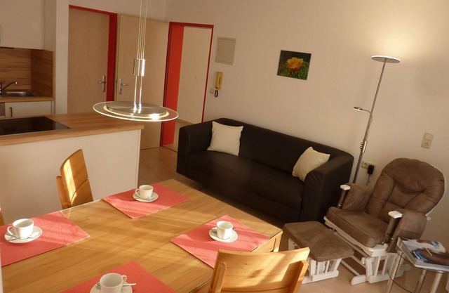 Tulpen-Apartment für 4 Personen, 2 separate Schlafzimmer, 55 m²