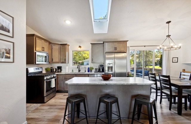 Tunis House 9 Miles to Lambeau - Draft Rental