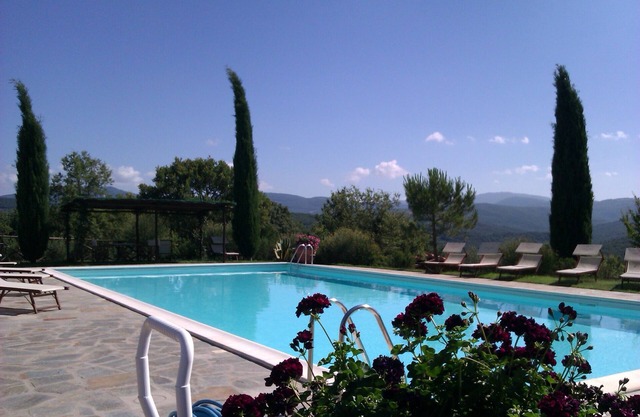 Tuscany in Farmhouse, 3/4 people apartment