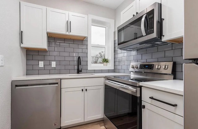 TWO apartments 5 bedrooms total, pet-friendly in charming Pueblo with AC, WiFi