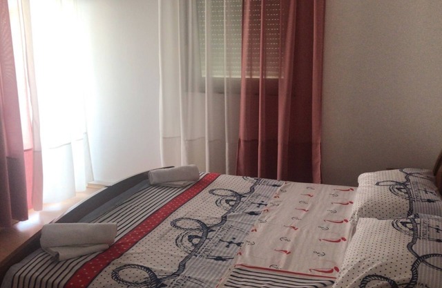 Two bedroom apartment near beach Povljana, Pag (A-7505-a)