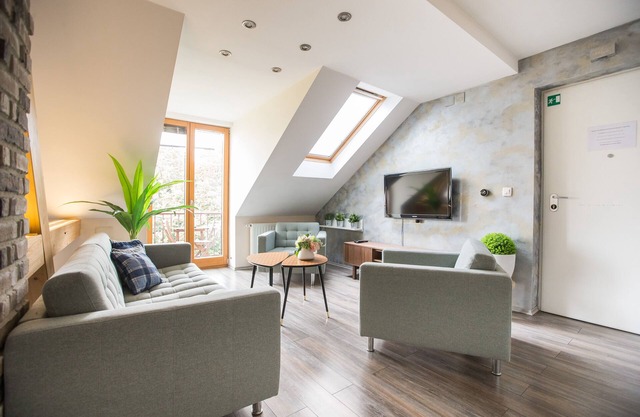 Two Bedroom Apartment R