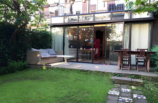 Two-bedrooms apartment walking distance to the city centre comfortably sleep 5