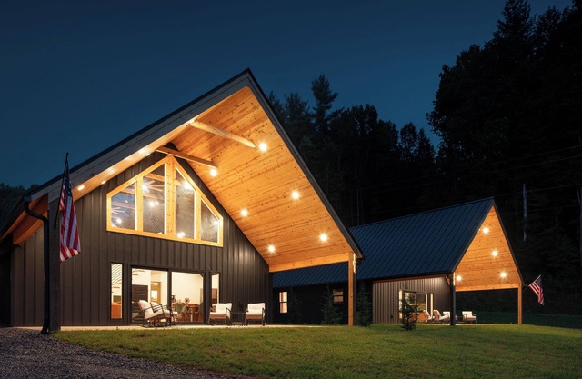 Two BRAND NEW Mountain Barndominiums/Family Getaway/Sleeps 12