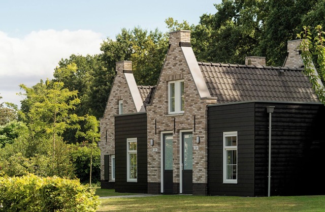 Two linked group villas for a total of 24 people.