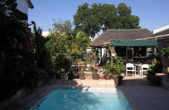 Two Owls Guest House
