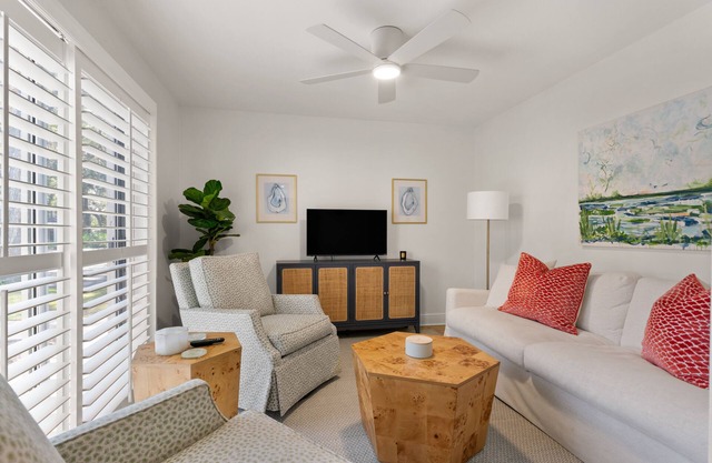Two Pools-Corner Unit-Newly Renovated in Ocean Walk