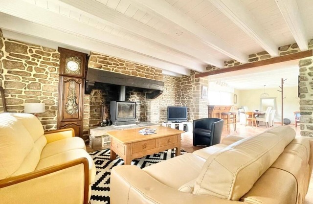 Ty Anquer House - Beaches 2km away