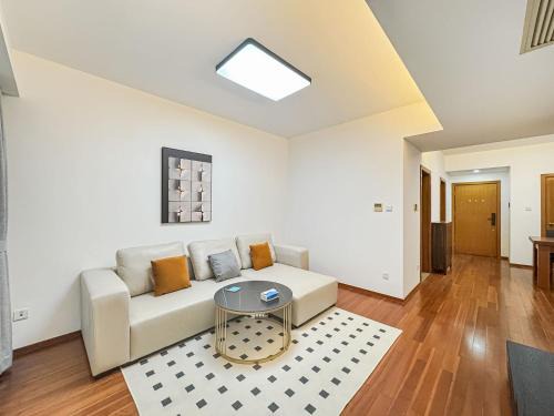 Tyms 2BR 2BA Apt Gubei CBD Near Takashimaya