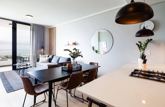 Tyne Penthouse l 180 Degree Ocean Views l Inverter