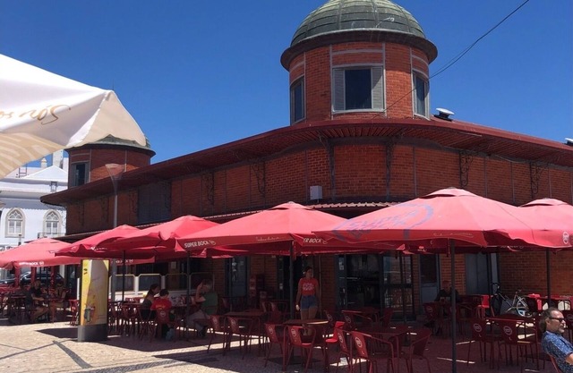 TYPICAL MORADIA in OLHAO with ROOFTOP 5 minutes from the historic center