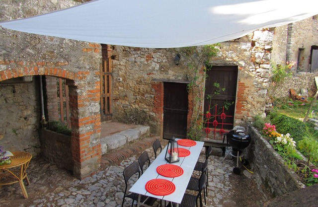 Typical tuscan house in a rural hamlet