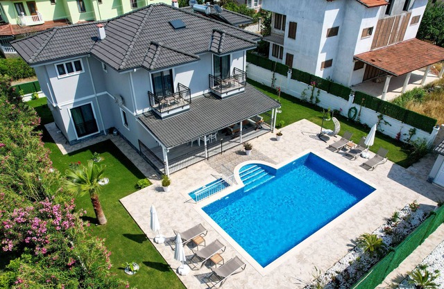 Ultra Luxury Villa with Private Pool - (AQUA VİLLA)