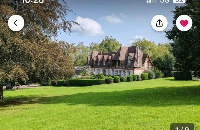 Un Appartement Dans un Château