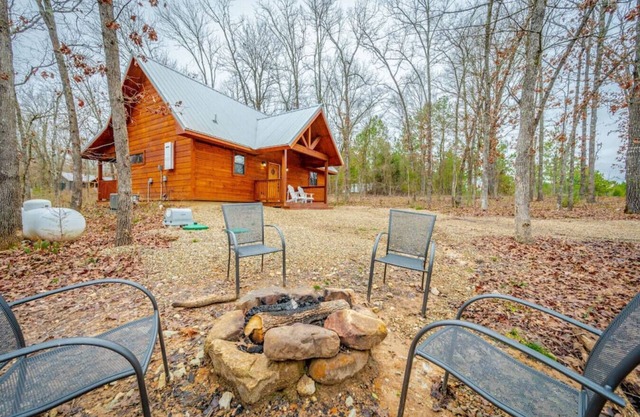 Uncork and Unwine sleeps 6
