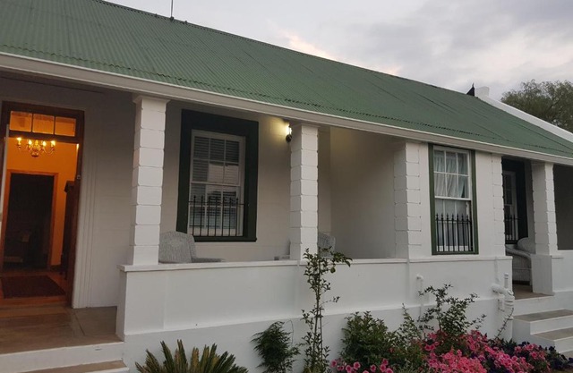 Uniondale Manor Guesthouse