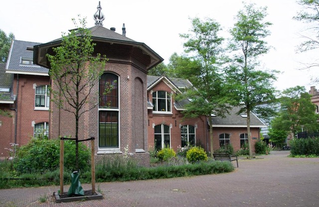 Unique 3 floor apartment at Westerpark