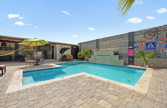 Unique 5BR Home! Private Pool! Outdoor Shower!