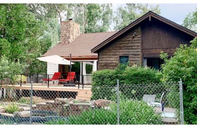 Unique art-filled country home & pool on 1.5 acres