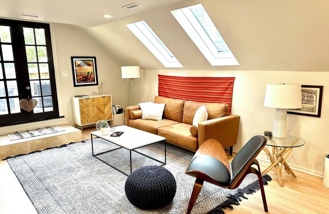 Unique Chicago Penthouse Loft - Amazing Deal & Location