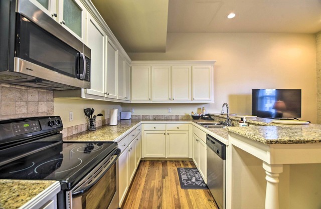 Unique & Cozy Condo in Heart of Downtown Vicksburg