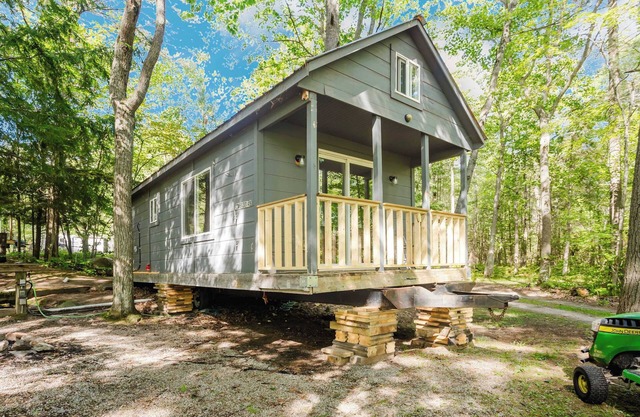 Unique Tiny House in Georgian Bay Sand Bay