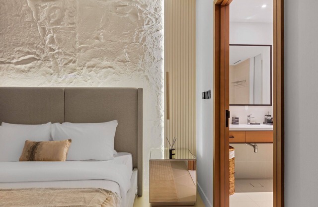 Unparalleled Luxury 2BR - Marina View