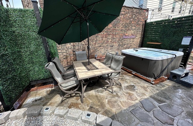 Updated Cleveland Apt: Heart of Little Italy! with Massage Chair & Hot Tub!