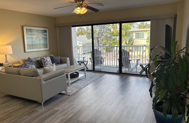 Updated condo just steps to the white sand beaches of Clearwater Beach