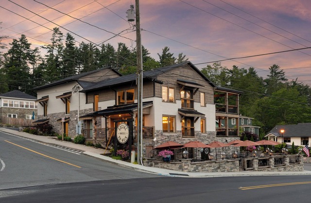 Upscale 11-bedroom rental in the heart of Blowing Rock!